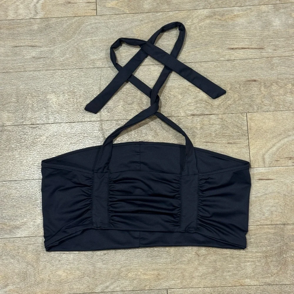 Frankies Bikinis Black Swim Top Size Large - Picture 2 of 3